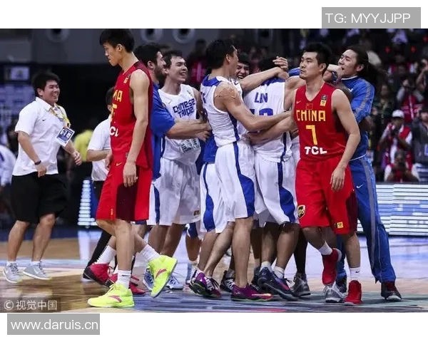 CBA转会风云再起:最新球员流动与队伍重塑揭秘